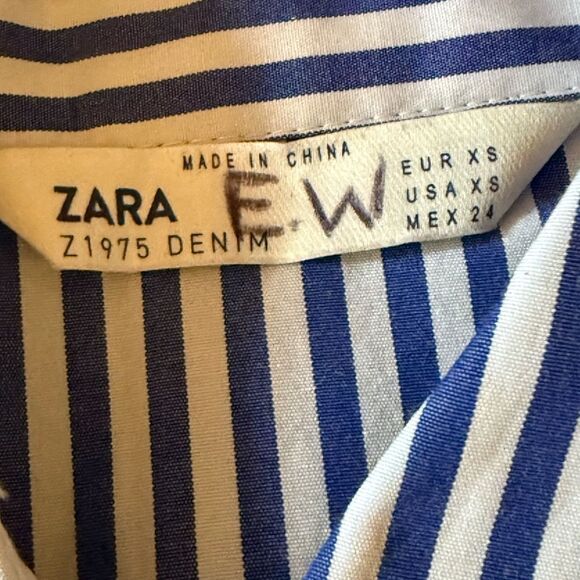Zara Woman’s Long Sleeve Blouse in Blue & White Stripe. Size XS Oversized. - Picture 6 of 6